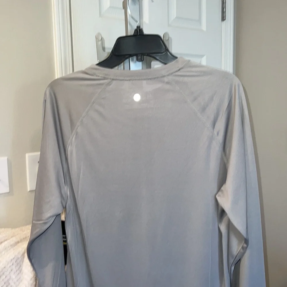 Z by Zella , Men's Performance Long Sleeve Grey athletic shirt, size M